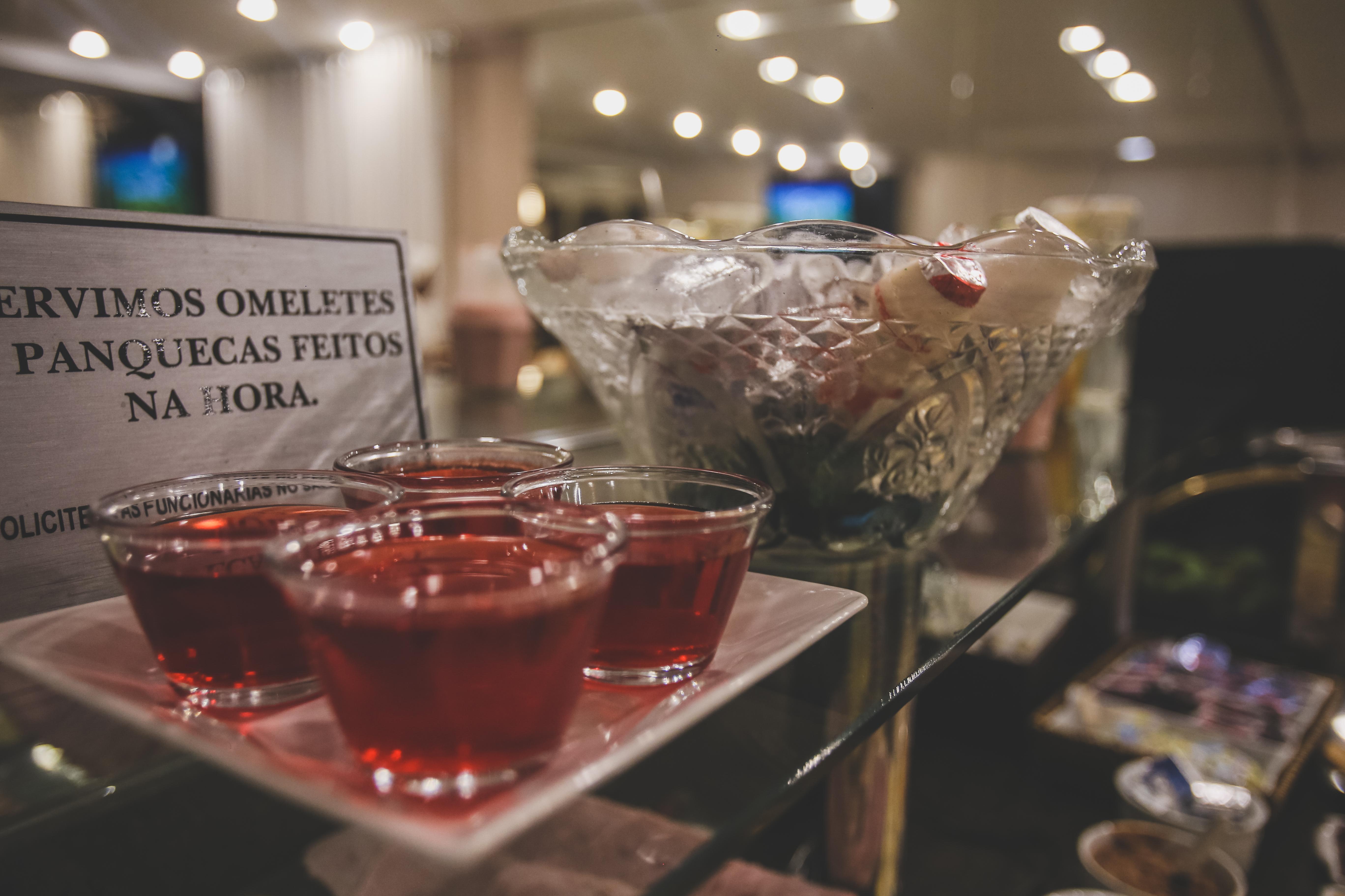 Gontijo Inn Hotel Itajubá Εξωτερικό φωτογραφία A selection of Portuguese desserts