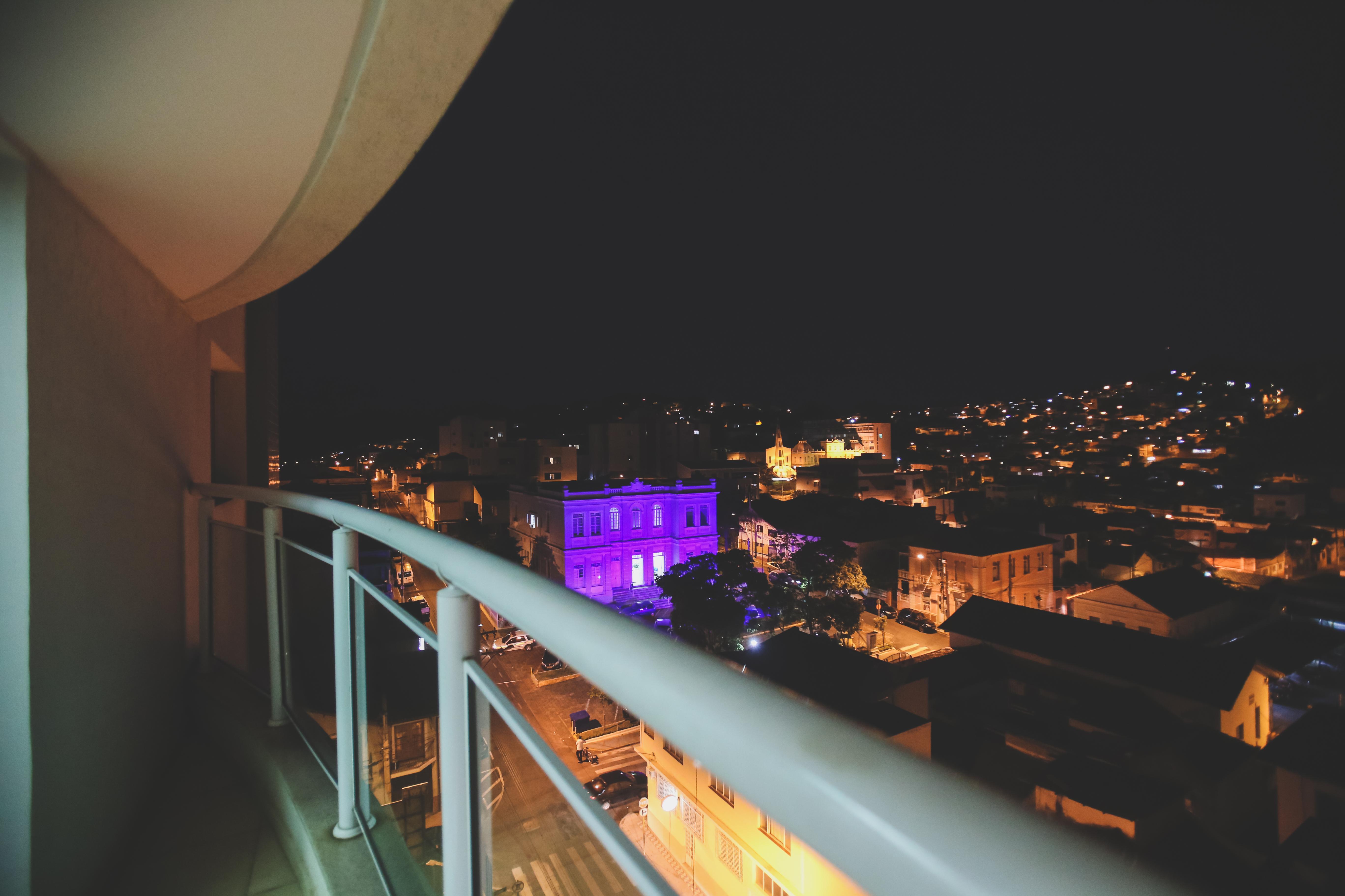 Gontijo Inn Hotel Itajubá Εξωτερικό φωτογραφία View of the city from the balcony of a hotel