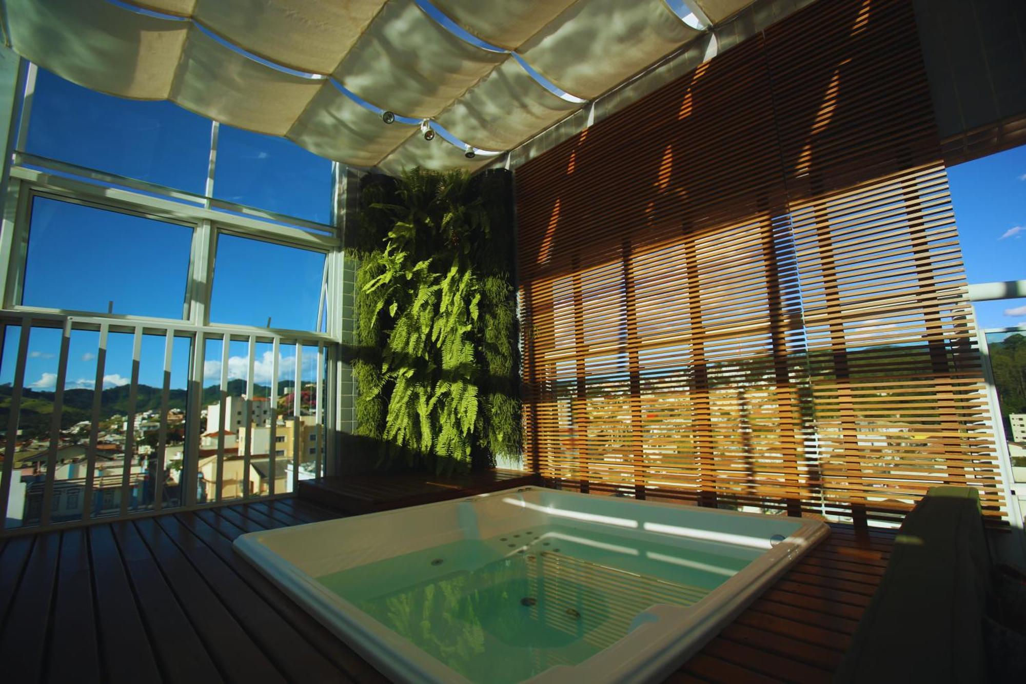 Gontijo Inn Hotel Itajubá Εξωτερικό φωτογραφία A rooftop spa