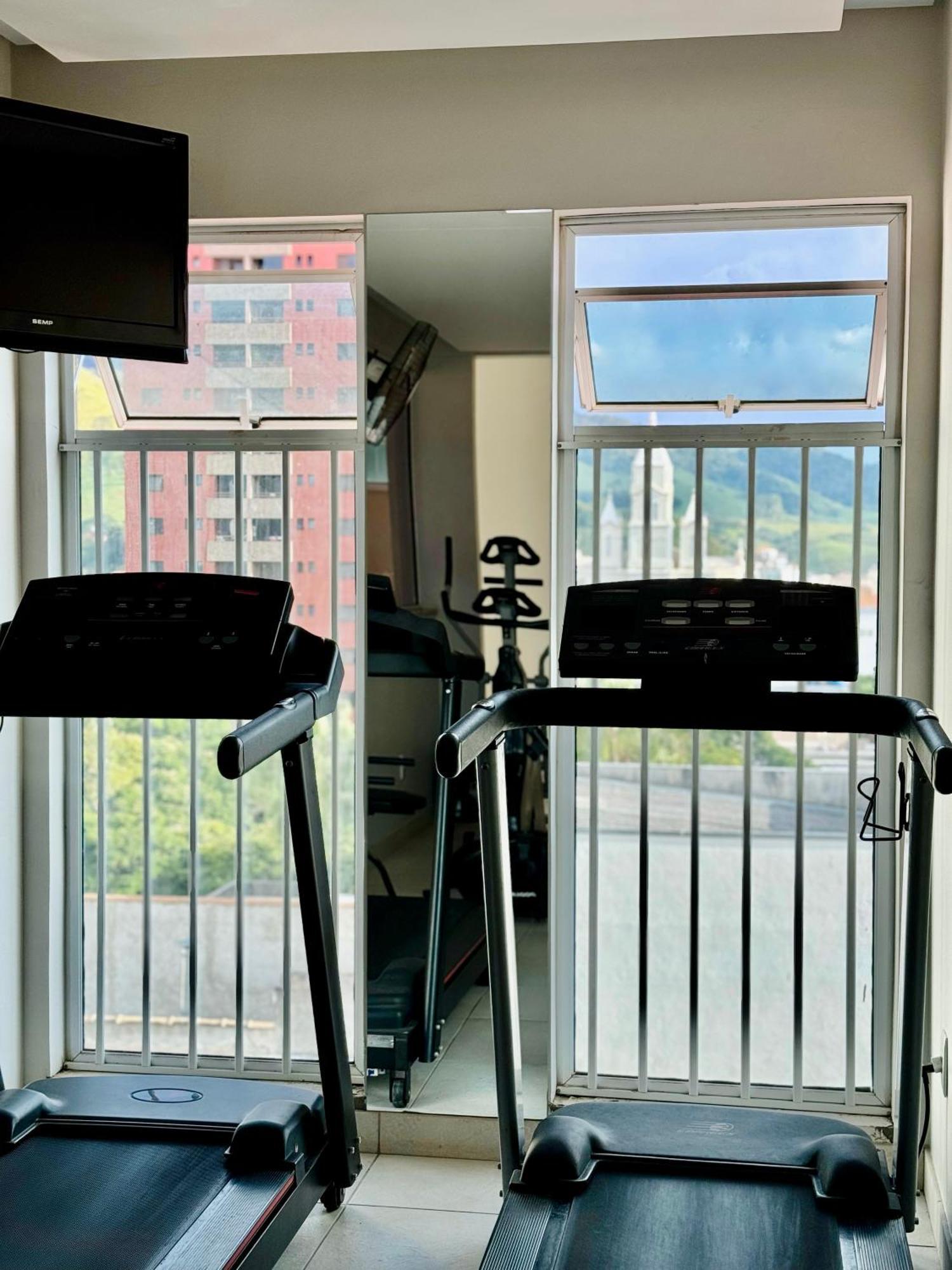Gontijo Inn Hotel Itajubá Εξωτερικό φωτογραφία A treadmill in a home